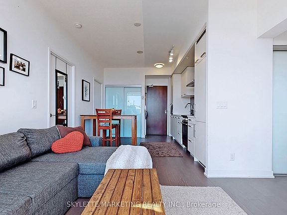 2nd image of 120 Bayview Ave #N614