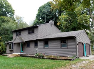 14085 W Howe Rd, Eagle, MI 48822