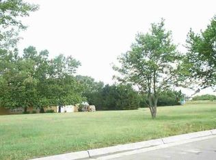 429 N Garnett St, Wichita, KS 67206