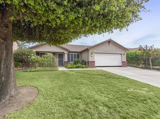 238 N Manzanita St, Visalia, CA 93292