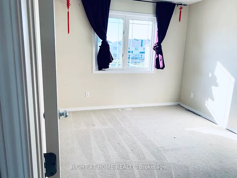 1602 Westhall Way — Photo 9