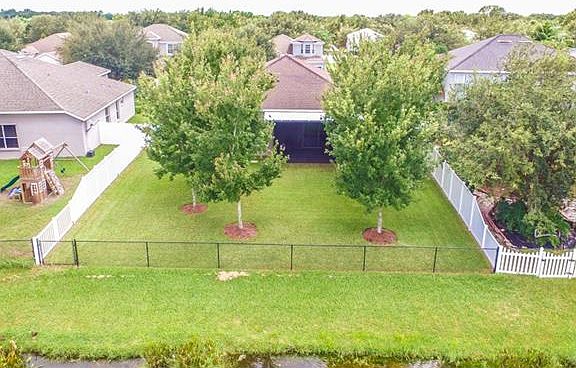 2nd image of 9055 Pinebreeze Dr