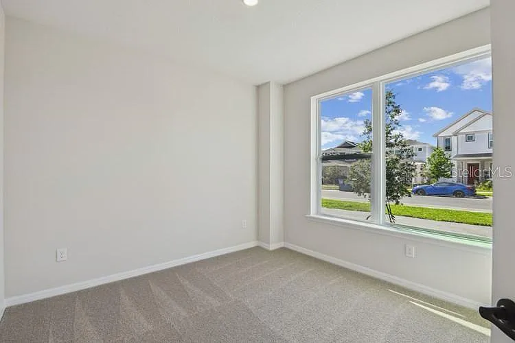3077 Voyager Ave — Photo 9