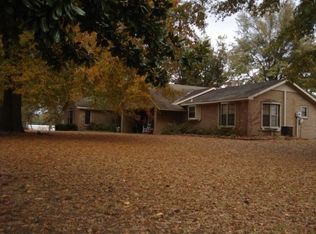 553 Page Dr, Newport, AR 72112