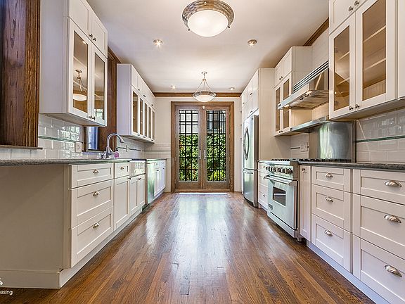 5th image of 465 W 141st St
