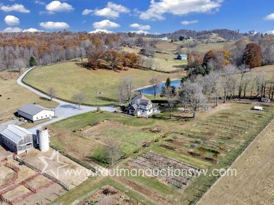 665 Scotts Hollow Rd, Sinks Grove, WV, 24976