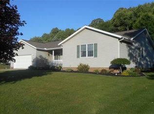 3337 Simpson Rd SE, Dennison, OH 44621