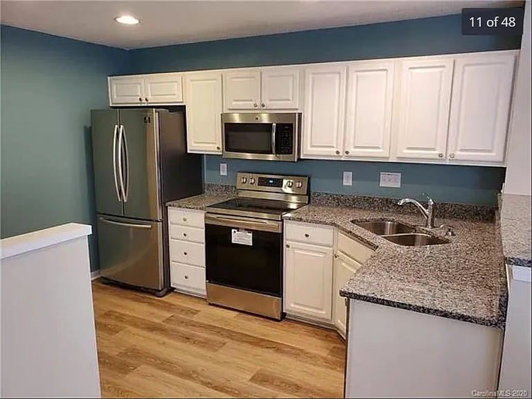 9906 Birch Knoll Ct — Photo 7