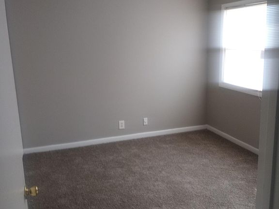 3rd image of 1409 Lancewood Dr NW