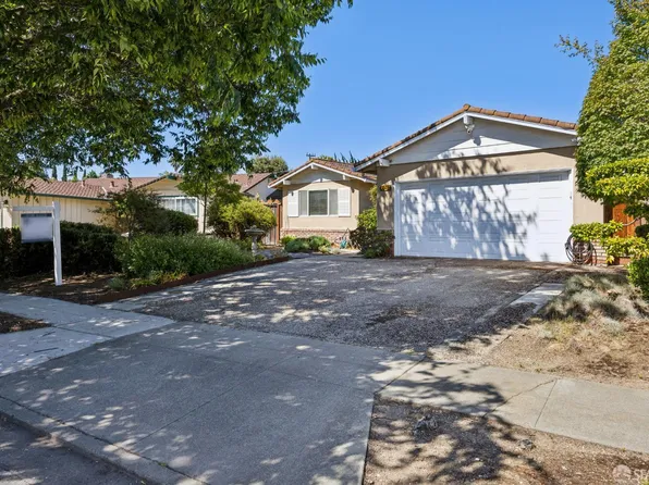 38419 Acacia St, Fremont, CA 94536
