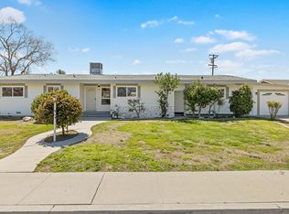 247 W Burlwood Ln, Lemoore, CA 93245