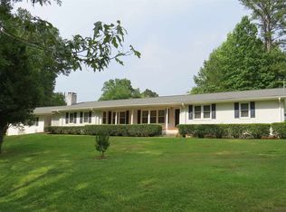 12 Rosedale St, Toccoa, GA 30577