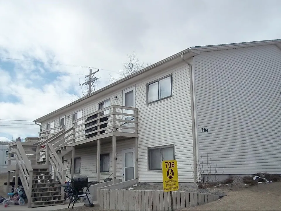 Building Photo 4