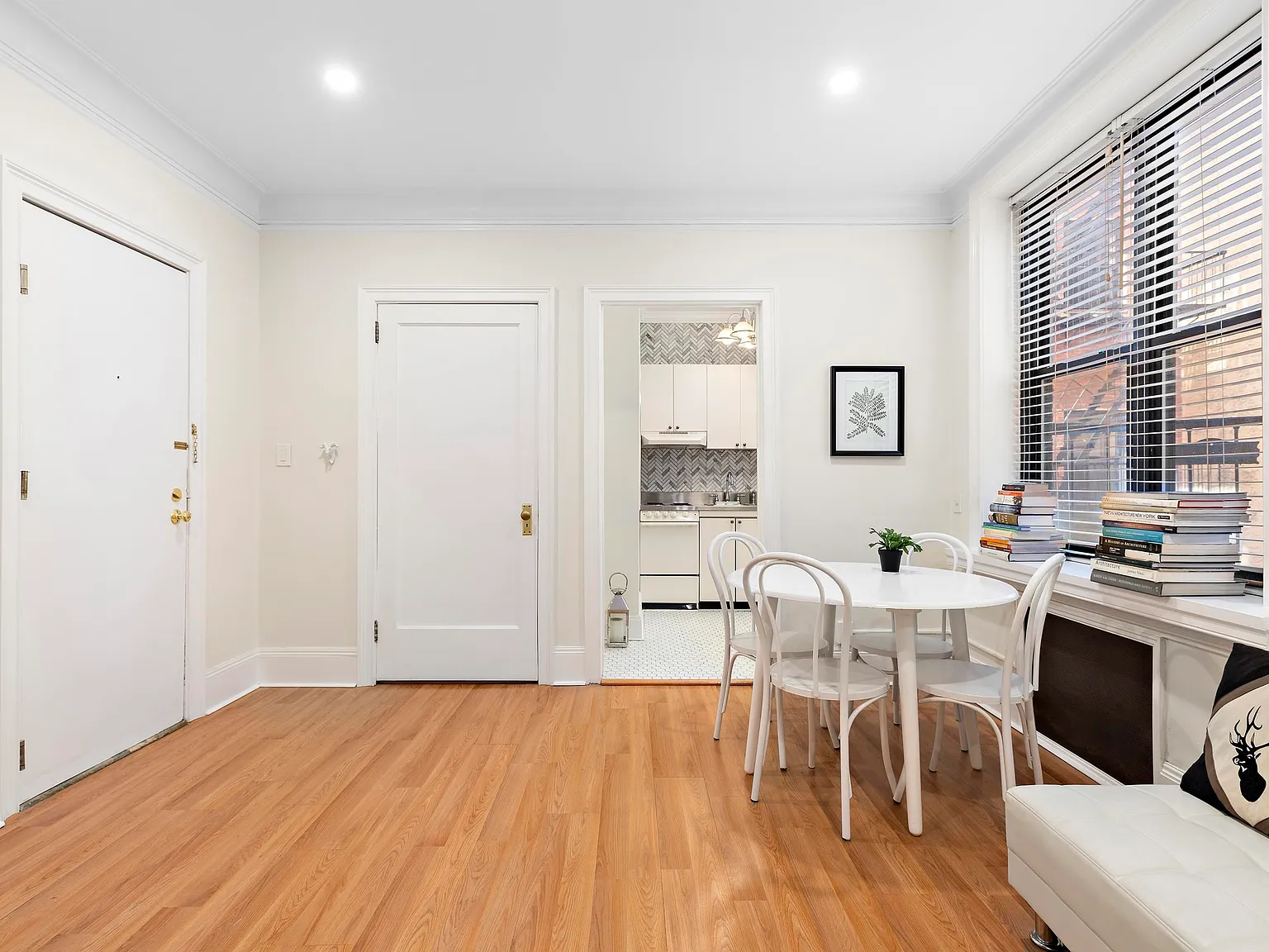 Studio, 1.0 bath, 453 sqft, $2,600 — Photo 3