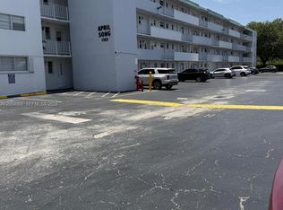 1333 E Hallandale Beach Blvd APT 115, Hallandale, FL 33009
