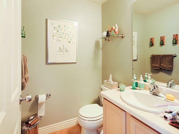 2nd image of 837 E 17th Ave APT 2J