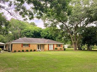 11702 Foxburo Dr, Houston, TX 77065