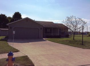 1525 Wheatfield Ct, Bluffton, IN 46714