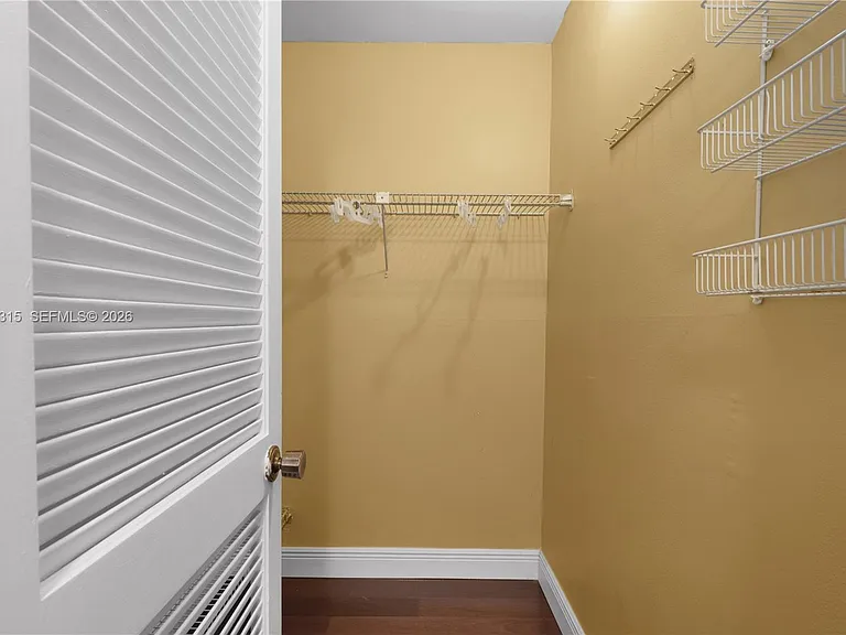 6423 Collins Ave #703 — Photo 28