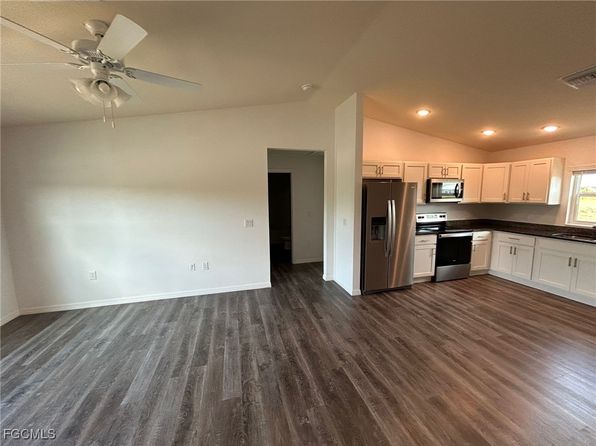 131 Carousel Ave