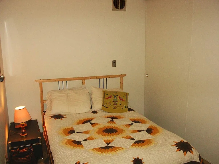2907 NE 52nd St #102 — Photo 16
