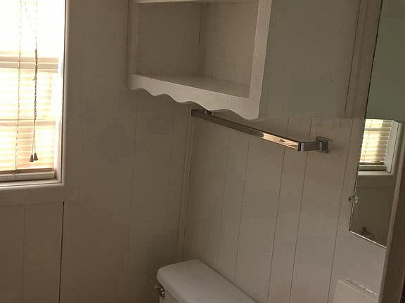 2nd image of 400 N Avenue K APT 18