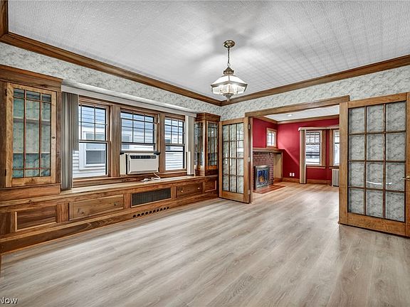 4th image of 1306 Hathaway Ave
