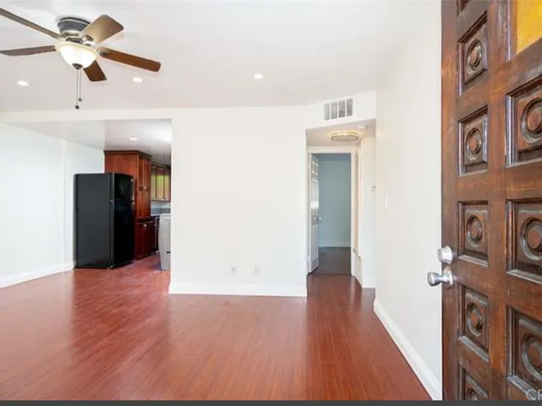 2861 B St #3 — Photo 3