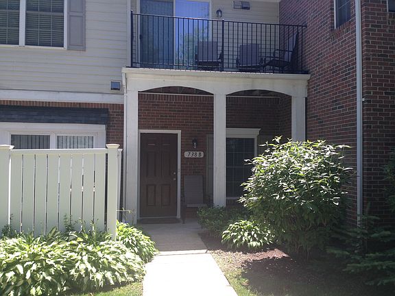 2nd image of 738 Amberly Dr Unit B