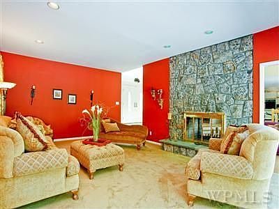 5th image of 24 Brae Burn Dr