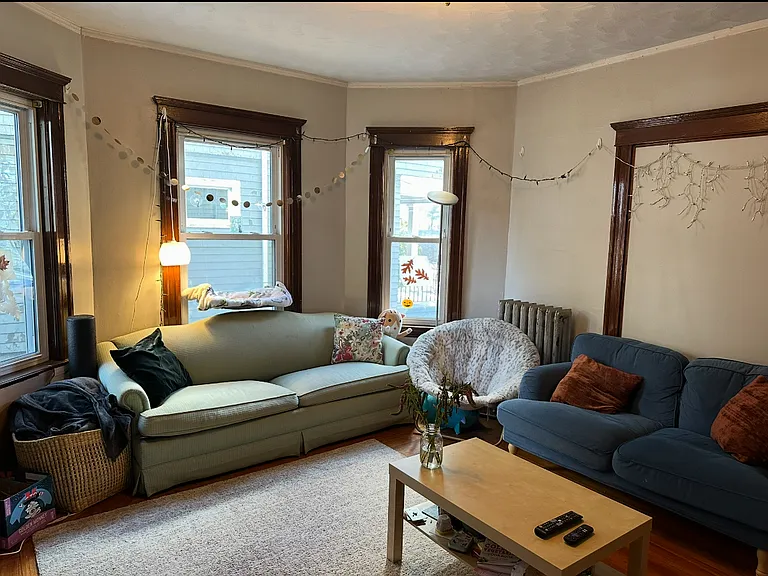 183 College Ave #1 — Photo 2