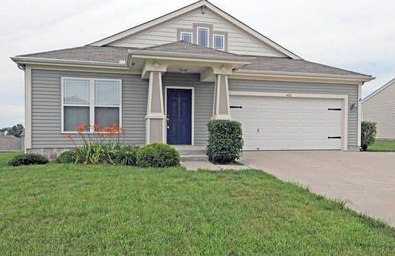 1st image of 432 Lake Haven Ct