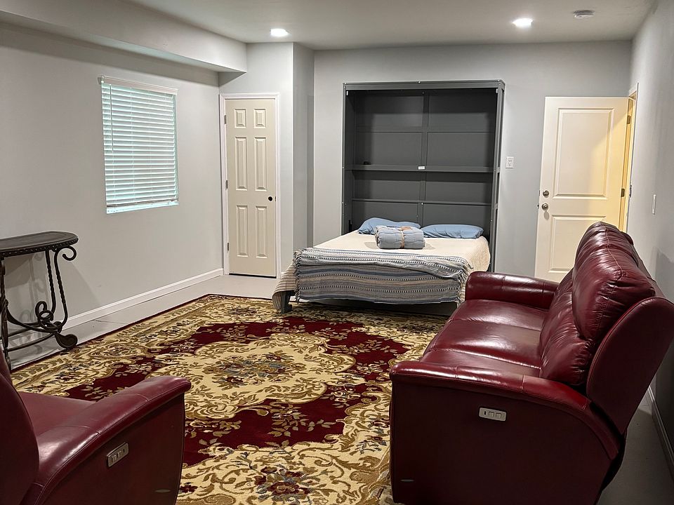 2nd image of 10405 Cedar Meadows Ct #Basement