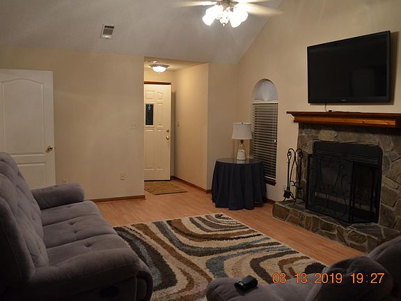 3rd image of 311 Westfield Dr