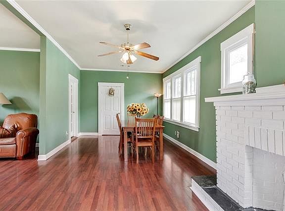 3rd image of 3110 Cadiz St
