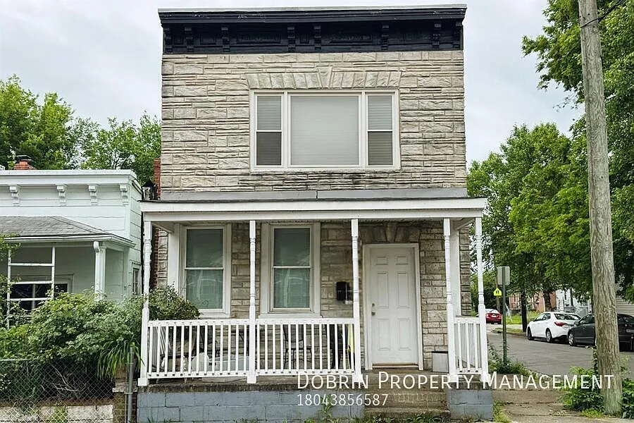Inviting 4BR Nest in Maymont Park — Photo 1
