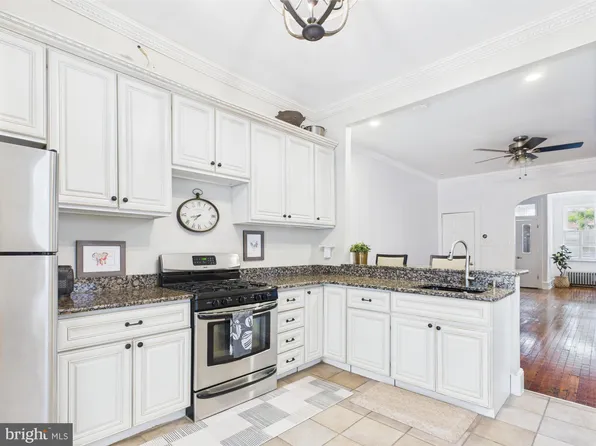 1845 S 15th St, Philadelphia, PA 19145