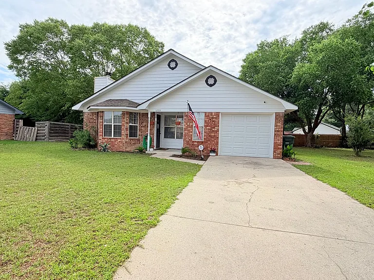 1233 Riyadh Rd — Photo 31