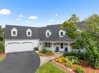 7879 Newburg Rd, Rockford, IL 61108