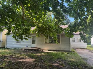 1522 Wilson Ave, Parsons, KS 67357