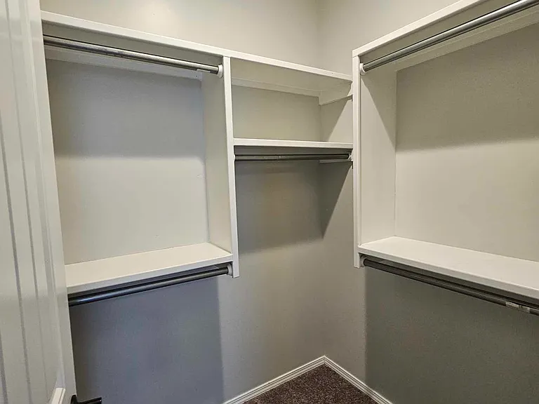 1802 S Bonn Ave — Photo 15