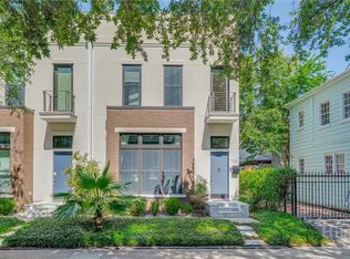 703 Tattnall St, Savannah, GA 31401