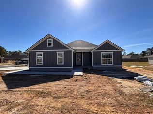 212 McNeal Heritage Cir, Hahira, GA 31632