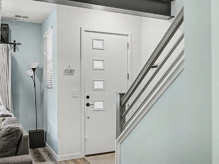 6363 Nelson St — Photo 11