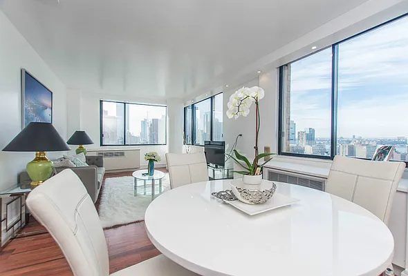 Sold by Keller Williams NYC | media 3