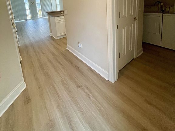 4th image of 627 Woodmoor Circle #303