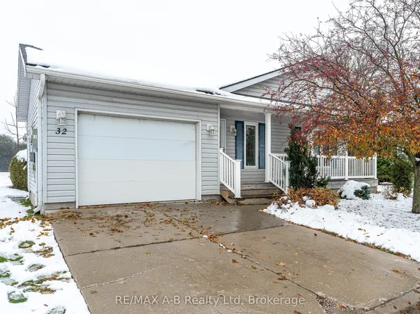 30 Ann St #32, Saint Marys, ON N4X 1C8