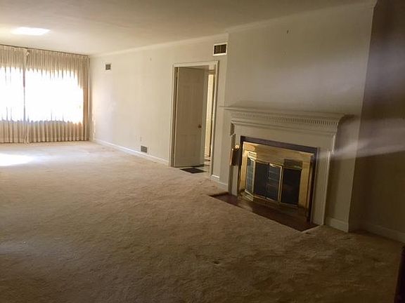 2nd image of 1251 Kirk Cir