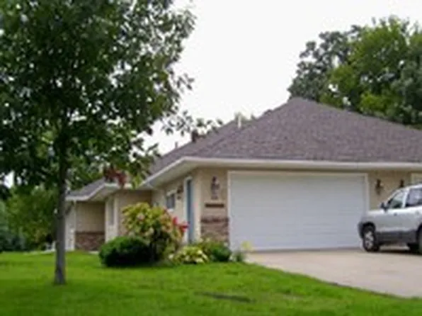 814 S Armstrong Ave, Litchfield, MN 55355