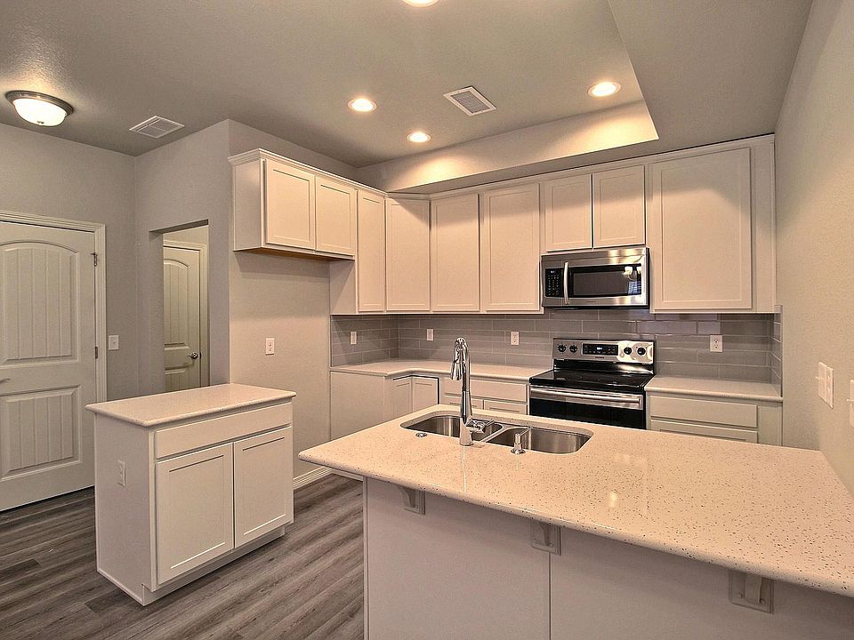 1st image of 1684 Grand Ave Unit 3